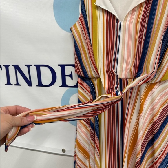 Dress Barn woman's multi colored stripped maxi dress, size 6 new with tags. - Picture 4 of 6